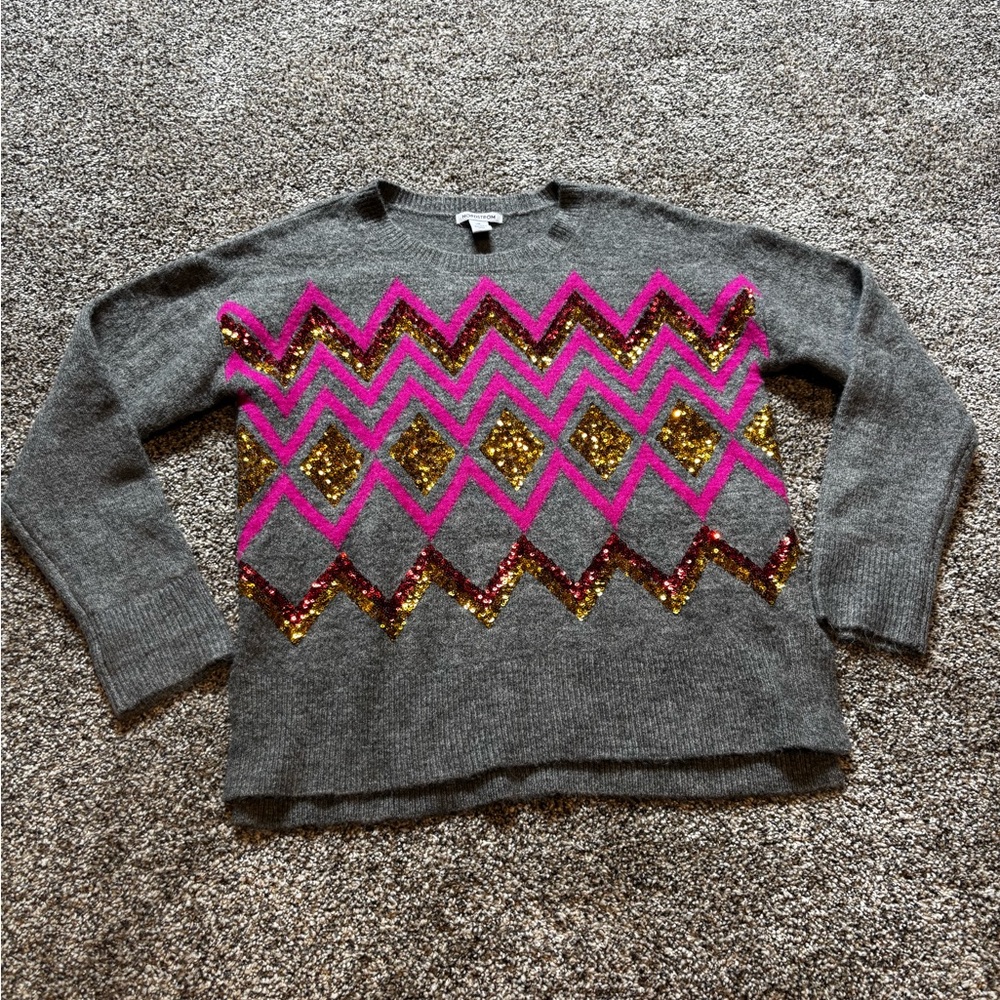 Nordstrom Gray Sweater with Pink and Gold Patterns